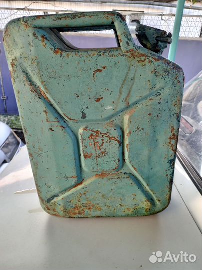 Канистра металлическая 20 л