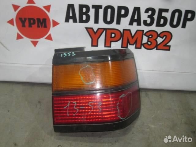 Фонарь задний наружный правый от VW Passat (B3) 1