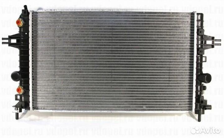 Радиатор двигателя Opel Astra L48 Z18XER 2006-2010