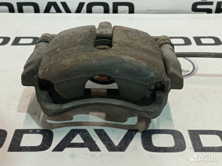 Суппорт тормозной передний левый Skoda Octavia A7