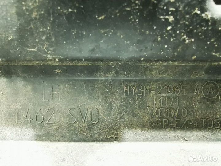 Молдинг двери передней левой Land Rover Discovery