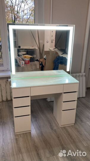 Гримерный столик