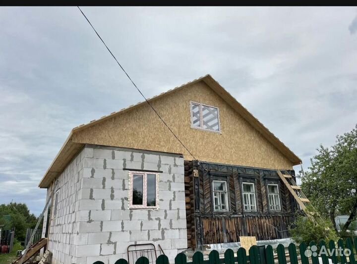 Бригада строителей