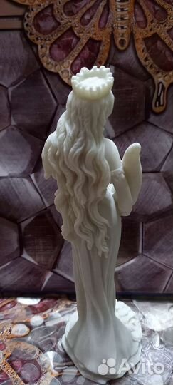 Статуэтка Фортуна из мрамора