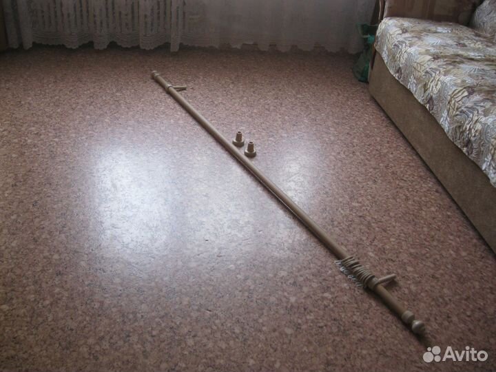 Кухонные шторы и карниз