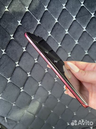 Samsung Galaxy S8, 4/64 ГБ