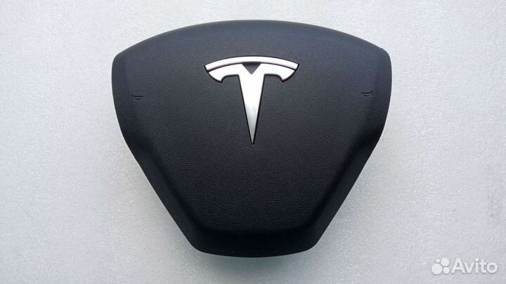 Подушка безопасности водителя Tesla 3