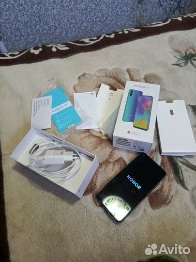HONOR 9C, 4/64 ГБ