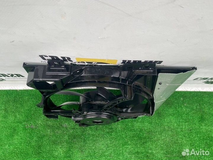 Вентилятор радиатора Peugeot 207