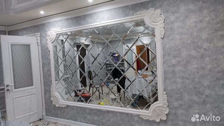 Зеркальное панно