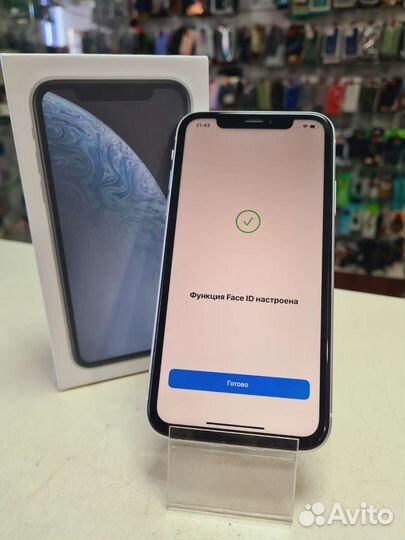 iPhone Xr, 64 ГБ