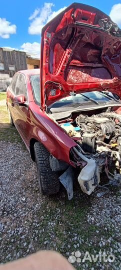 Volkswagen Jetta 1.6 МТ, 2008, битый, 220 000 км