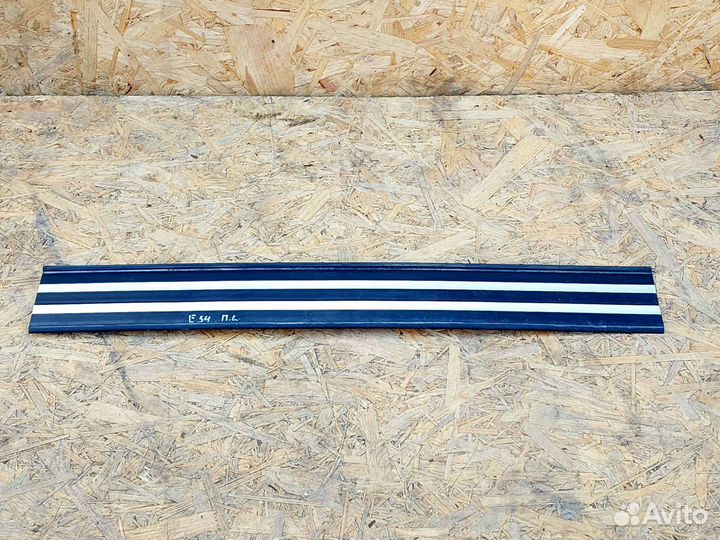 Накладка на порог BMW E34