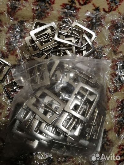 Фурнитура бляшки новые для одежды