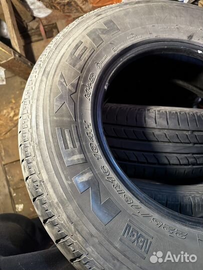 Nexen Roadian 581 225/75 R16