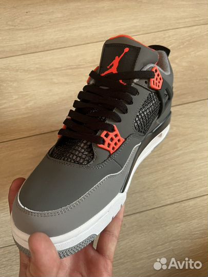 Кроссовки Nike Air Jordan 4 retro