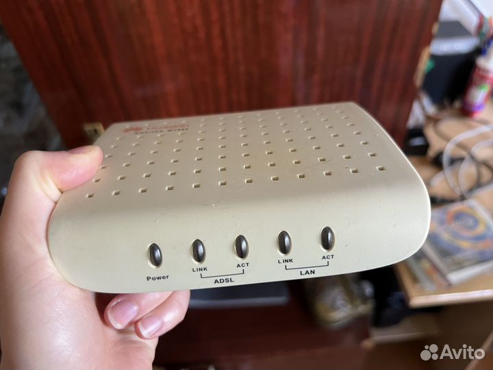 Роутер smartAx MT880