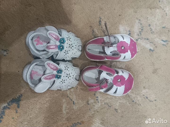 Обувь и шапочки, носочки для девочки