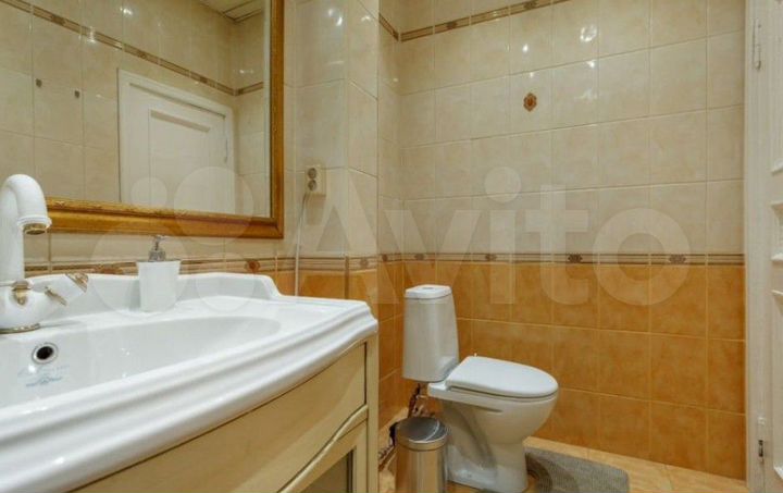 Комната 20 м² в 2-к., 7/17 эт.