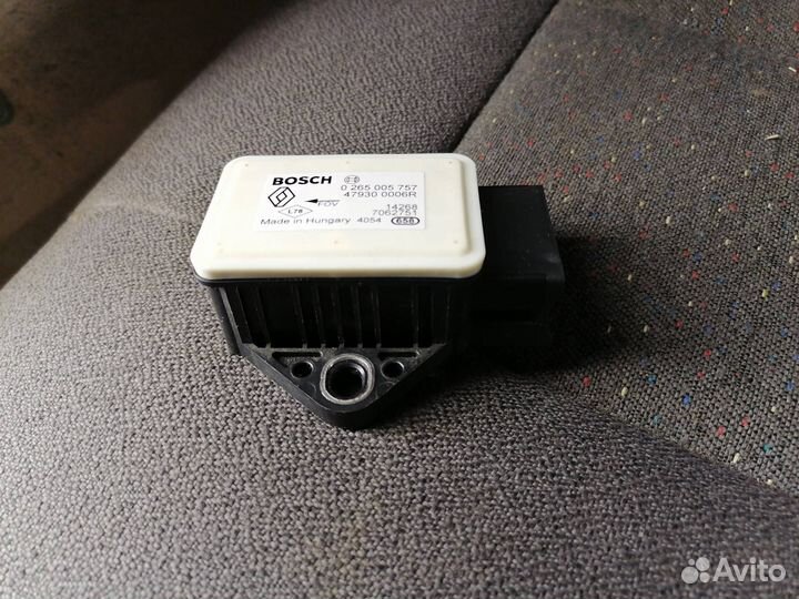 Датчик ускорения Nissan Terrano D10 2014 nissan