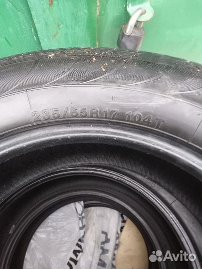 Kumho Solus KL21 235/65 R17