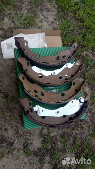 Колодки на рено логан сандеро