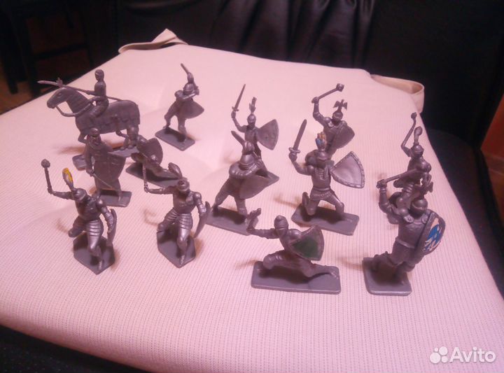 Солдатики Рыцари производство СССР 80х