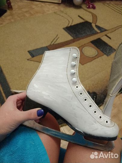 Коньки фигурные