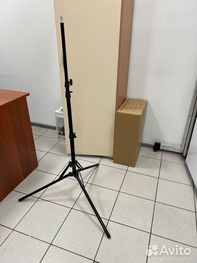 Штатив универсальный