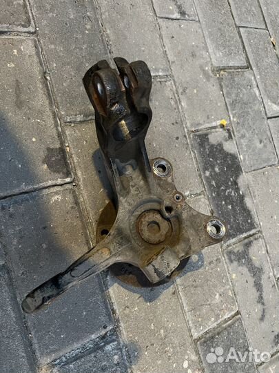 Поворотный кулак smart fortwo 451 правый