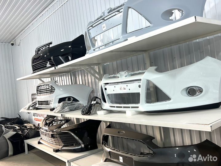 Бампер на Форд Фокус 3 Рестайлинг - Темно-Серый