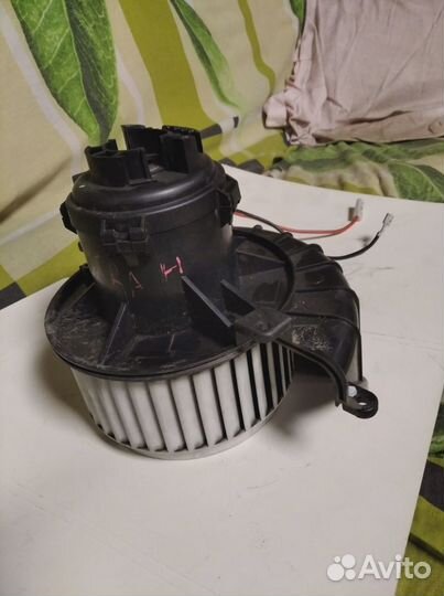 Вентилятор печки Opel astra h