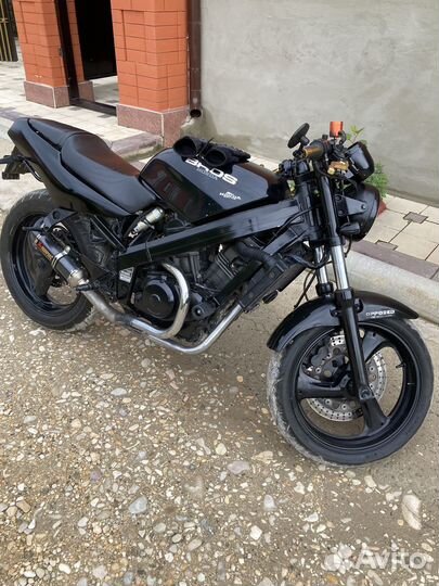 Honda bros 400
