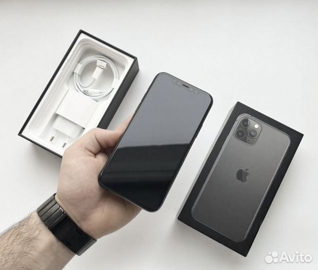 iPhone 11 Pro, 64 ГБ