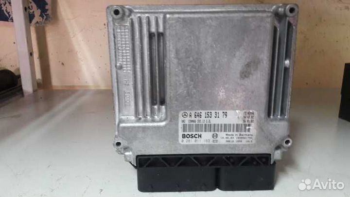 Блок управления двс эбу Mercedes-Benz C-klasse II