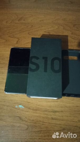 Samsung Galaxy S10, 6/128 ГБ
