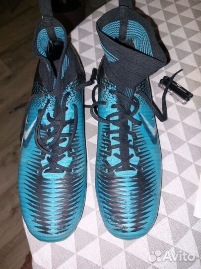 Бутсы 39 размер