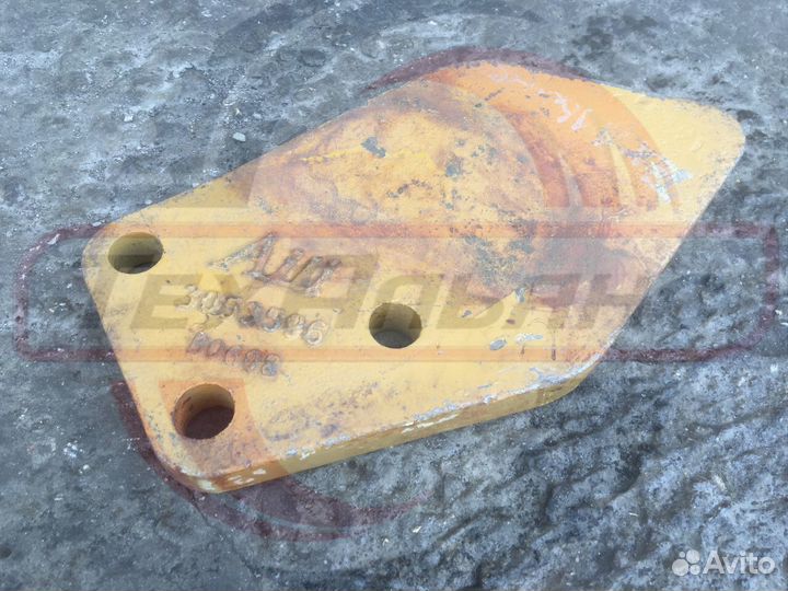 Бокорез Hitachi ZX70 3053596