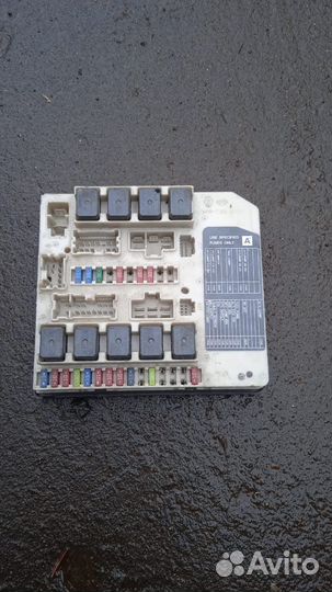 Блок предохранителей автомат (1.6) Ниссан Тиида