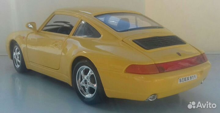 Porsche 911(1993) carrera