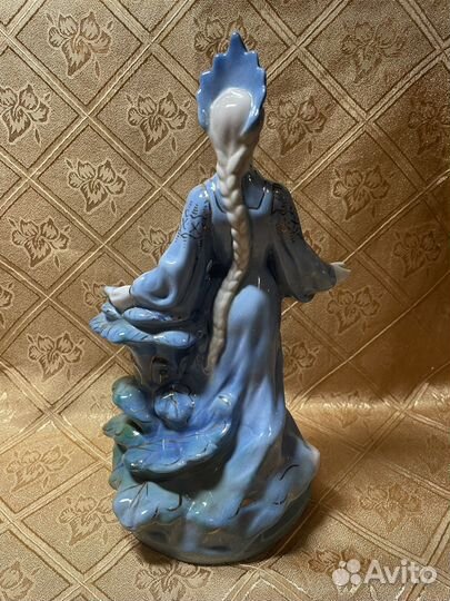 Фарфоровая статуэтка Хозяйка медной горы СССР