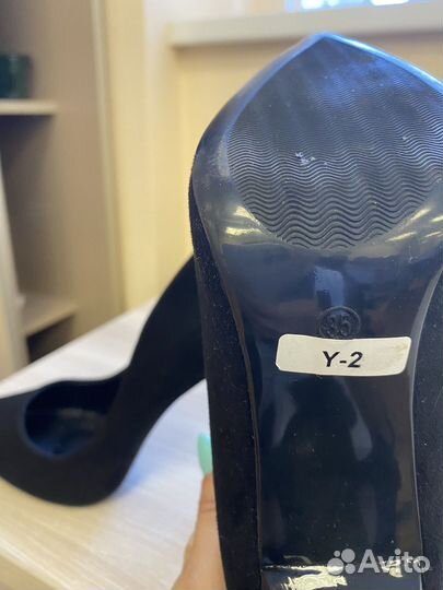 Туфли женские 35 размер (замшевые)