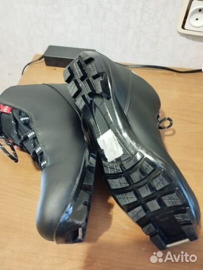 Лыжные ботинки spine viper pro р. 45 (30 см) NNN