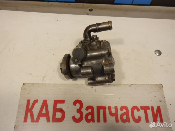 Насос гидроусилителя VWGolf Bora Passat B5