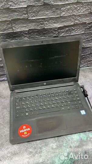 Ноутбук HP 14-bp010ur
