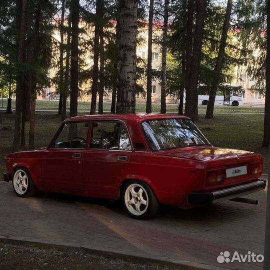 ВАЗ 2105 1.3 МТ, 1982, 100 000 км