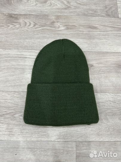 Шапка зеленая
