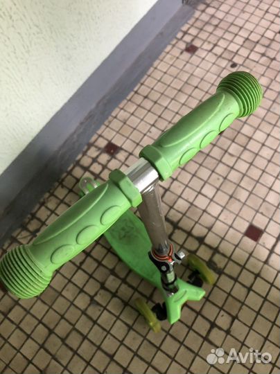 Самокат детский трехколесный