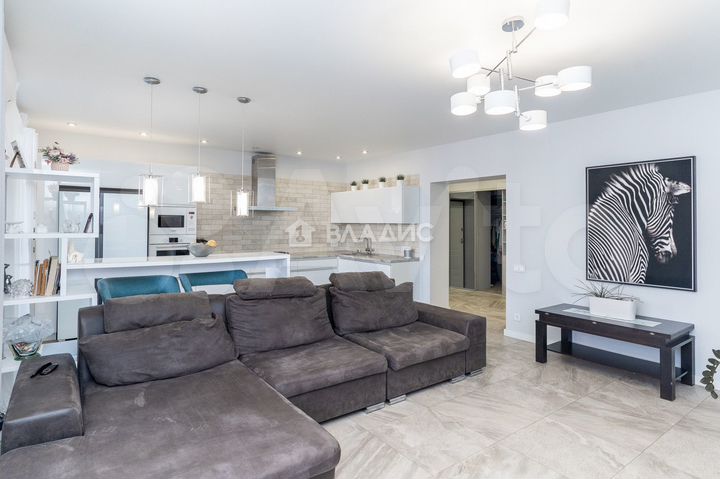 3-к. квартира, 94 м², 6/7 эт.