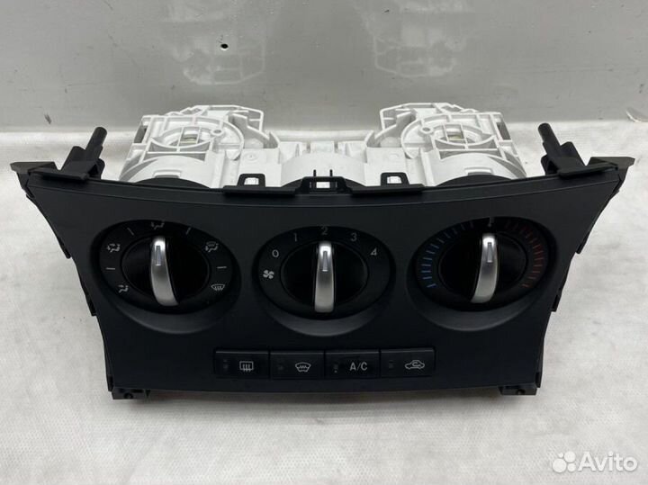 Блок управления печки Мазда 3 BL